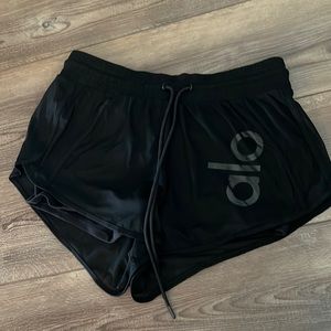 ALO yoga black shorts